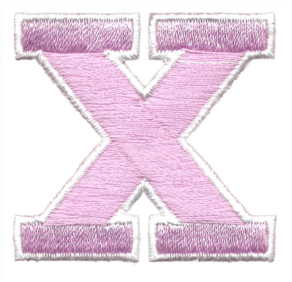 Broderad bokstav rosa X